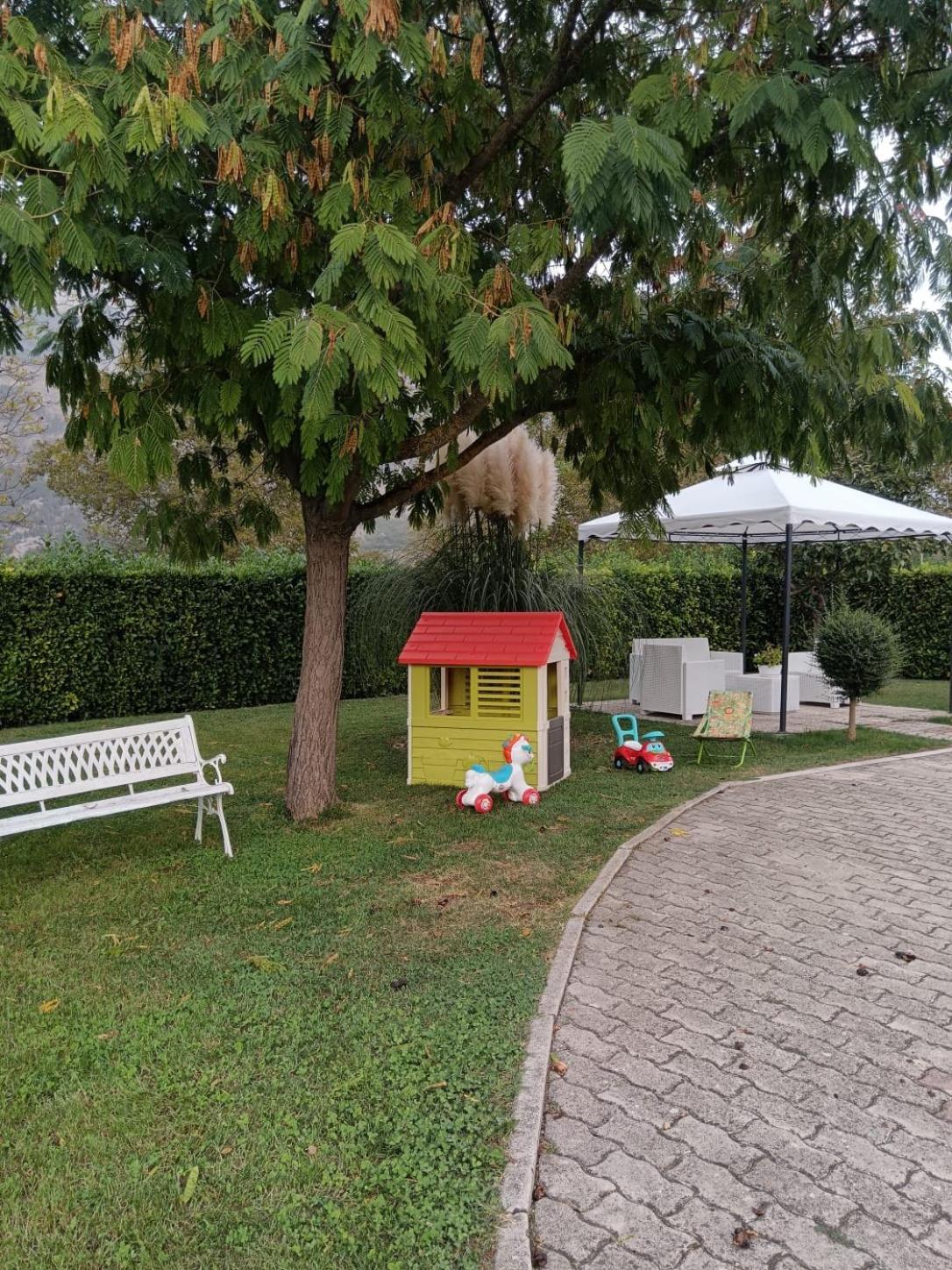 Villa Parco Delle Rose à Sulmona Extérieur photo