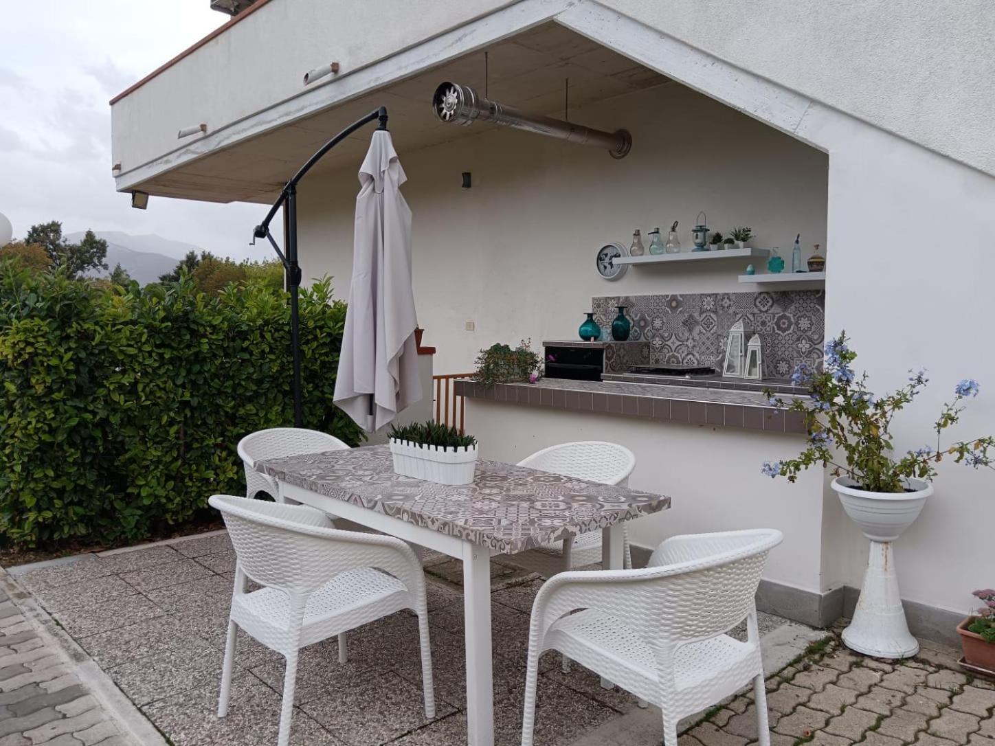 Villa Parco Delle Rose à Sulmona Extérieur photo