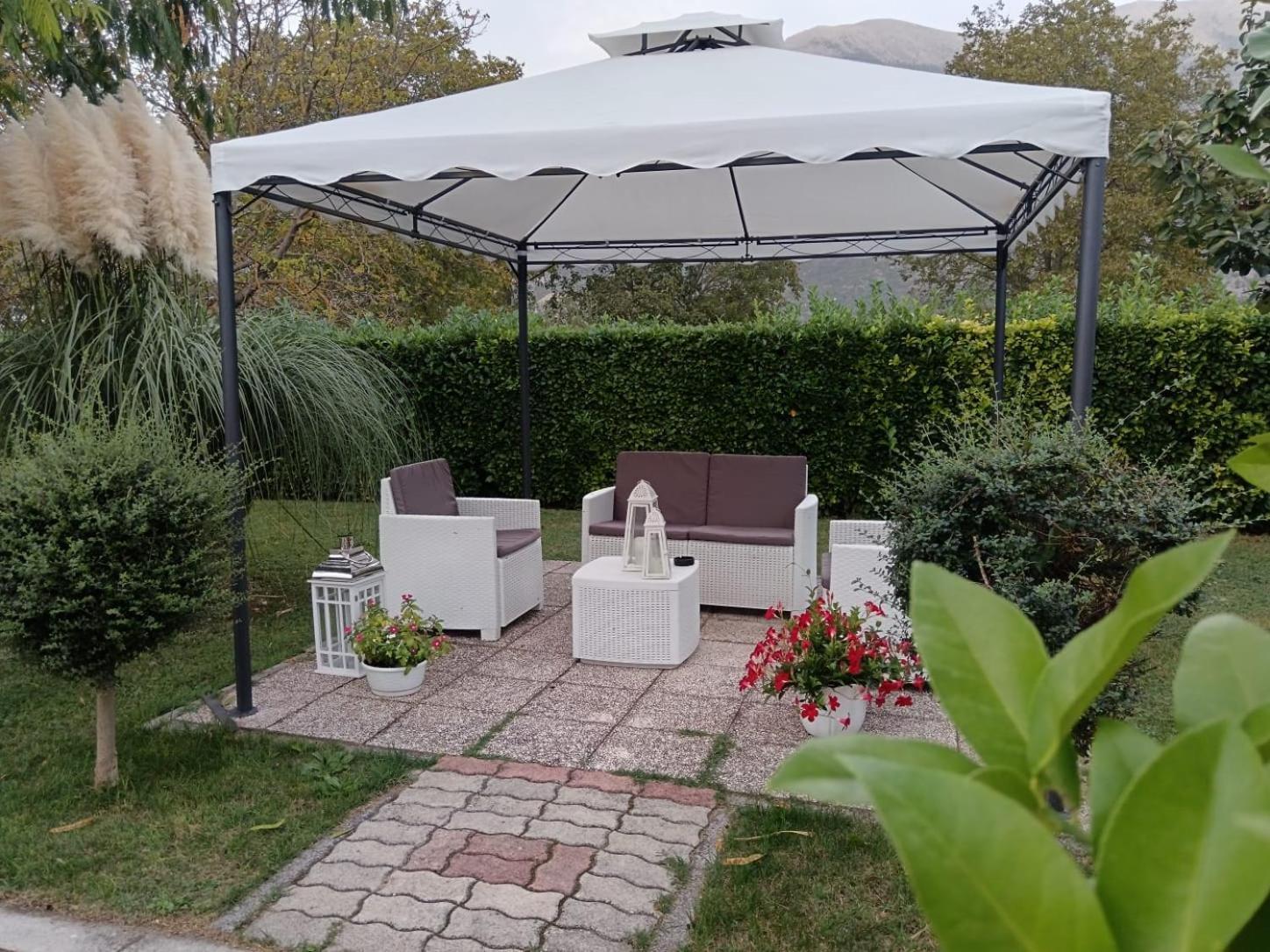 Villa Parco Delle Rose à Sulmona Extérieur photo