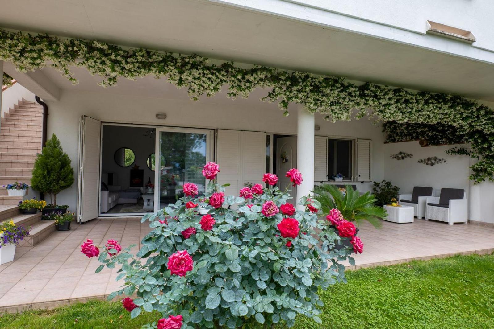 Villa Parco Delle Rose à Sulmona Extérieur photo